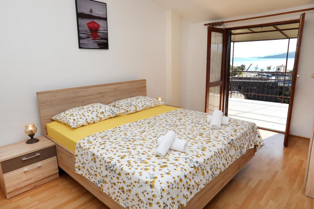 Apartman Gilan Seget Vranjica Exterior photo