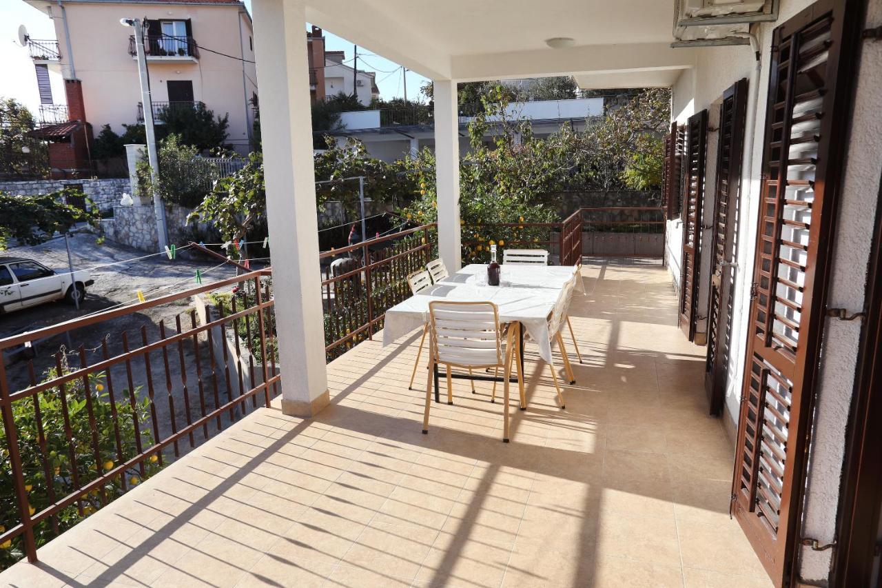 Apartman Gilan Seget Vranjica Exterior photo