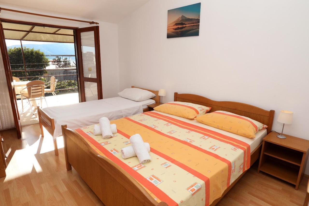 Apartman Gilan Seget Vranjica Exterior photo